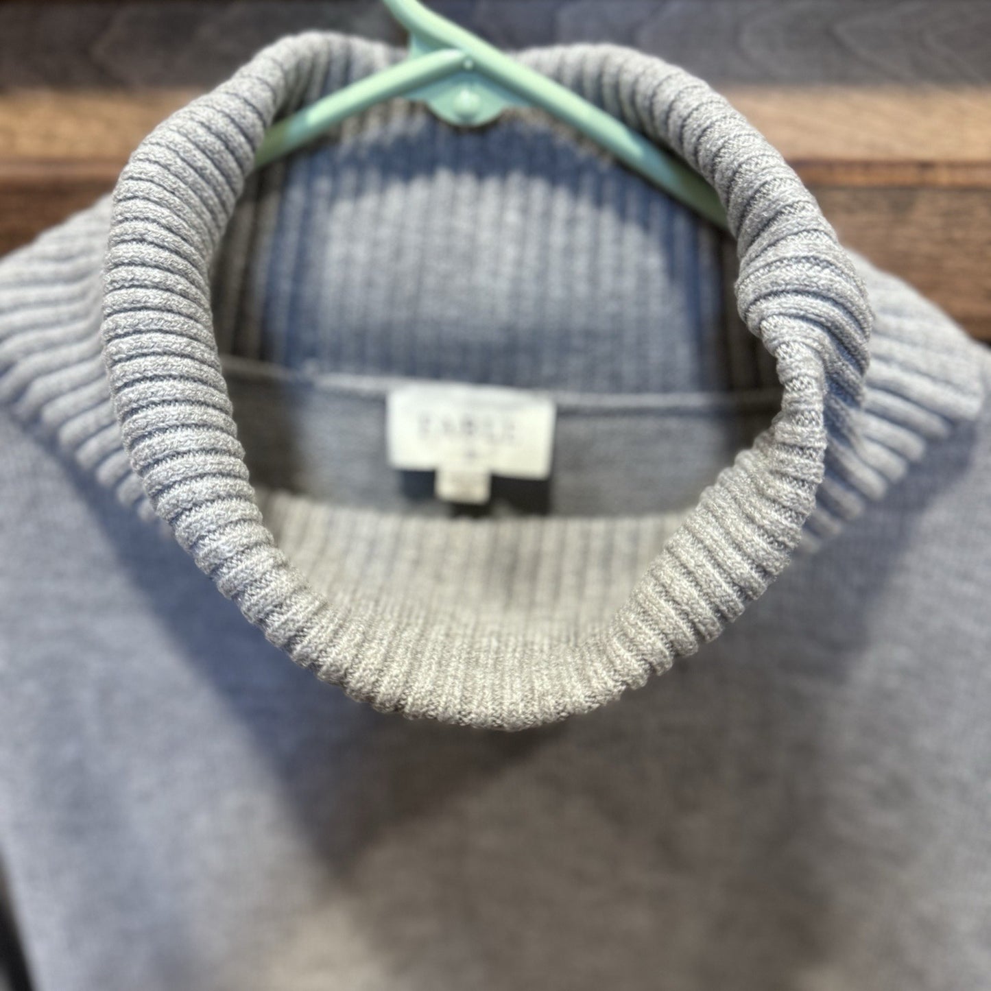 FABLE Women’s Gray Chunky Turtleneck Sweater Size Large Soft Knit Pullover Cozy