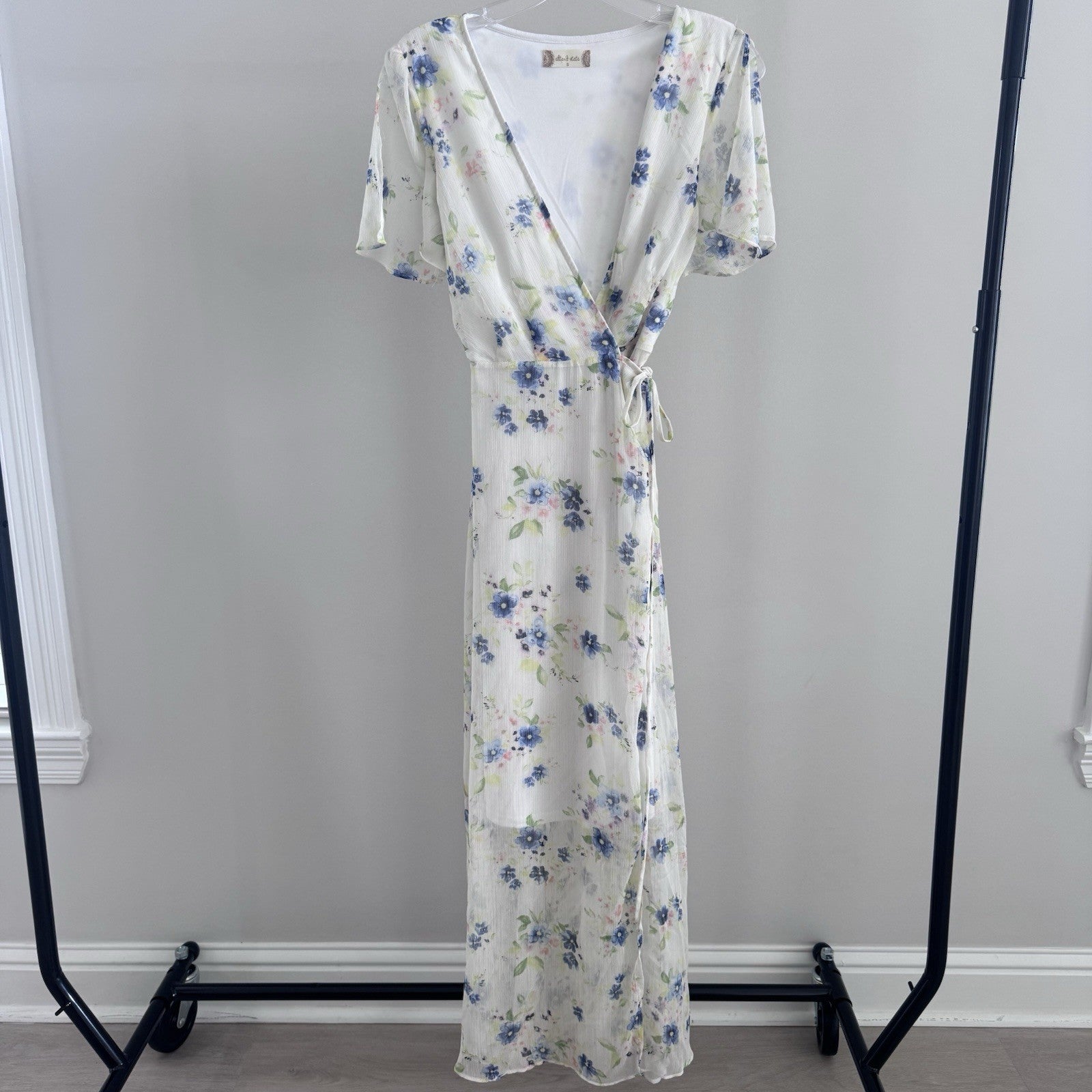 Altar’d State Womens Floral Wrap Maxi Dress Blue White Size S
