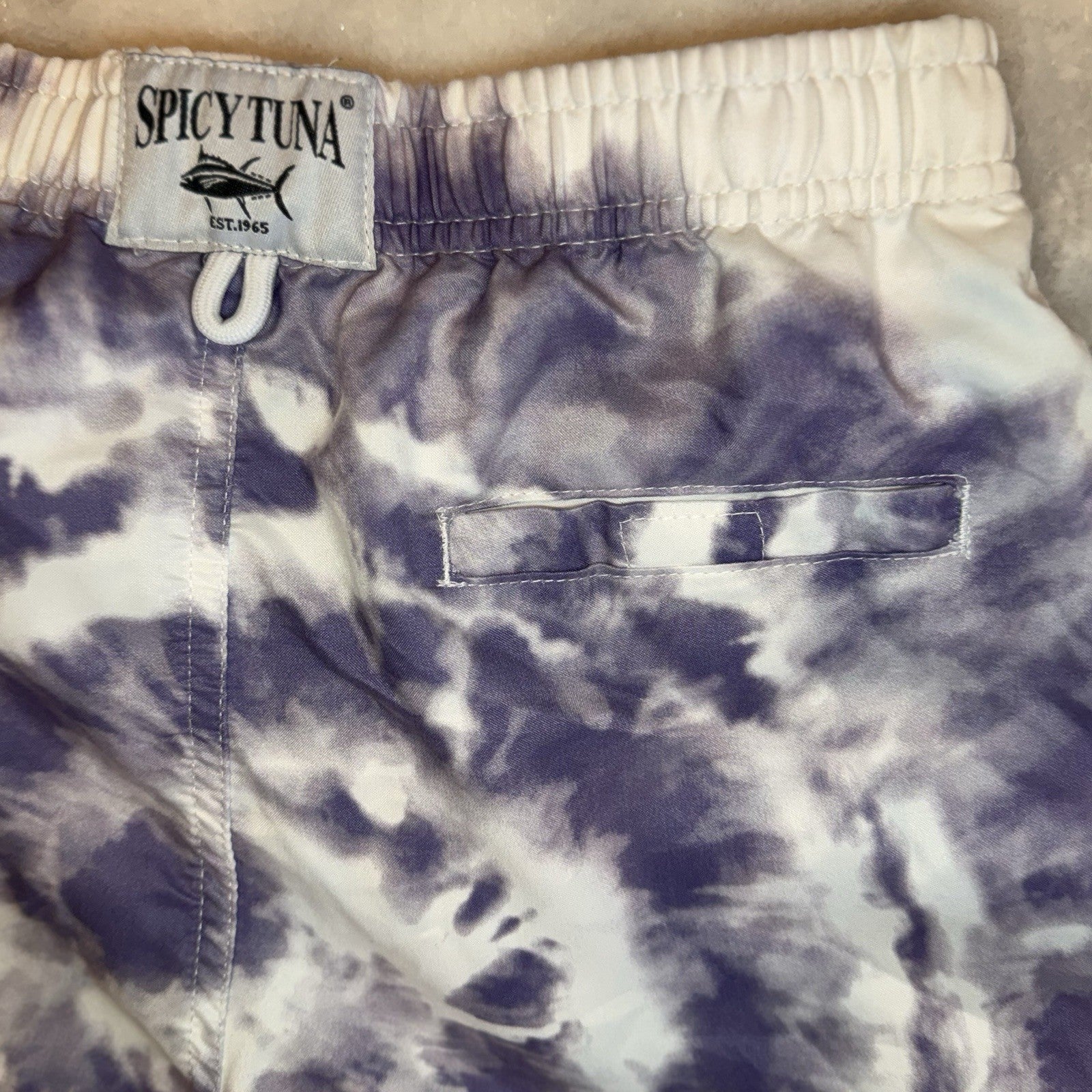 Spicy Tuna Boys Size 12 Swim Trunks Board Shorts Purple White Tie Dye Mesh Lined