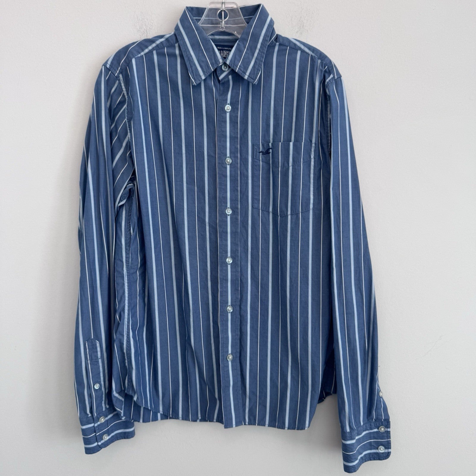 Hollister Men’s Medium Blue Striped Button Up Shirt Cotton Logo Casual