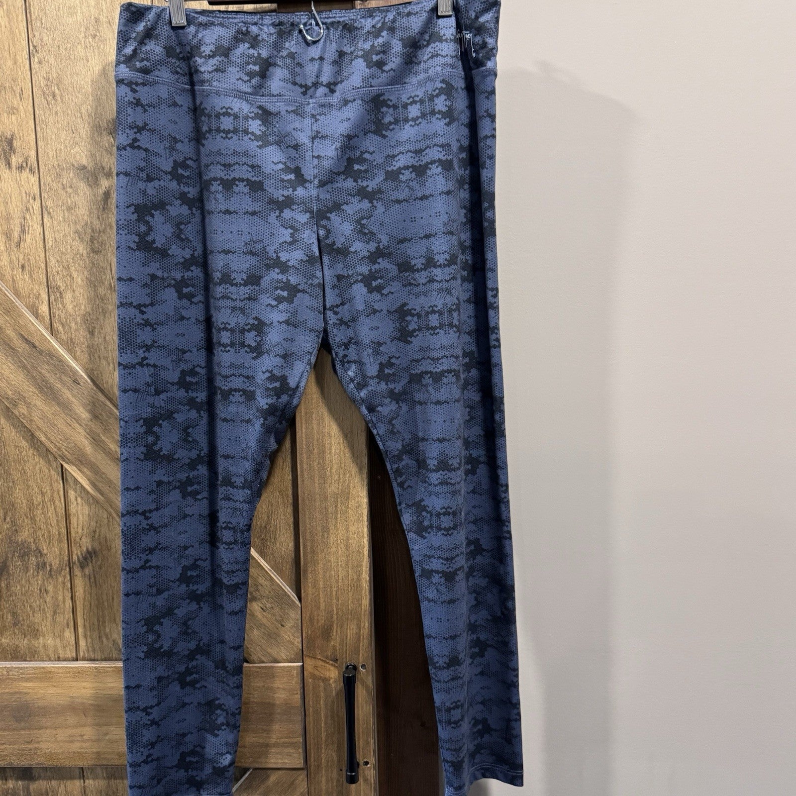 Guy Harvey Women’s Leggings XL Blue Camo Print Stretch Activewear Pants Outdoors