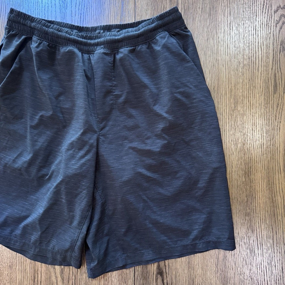 Lululemon Men's Pace Breaker Shorts Navy Blue Lined Gym Size M 17" Waist