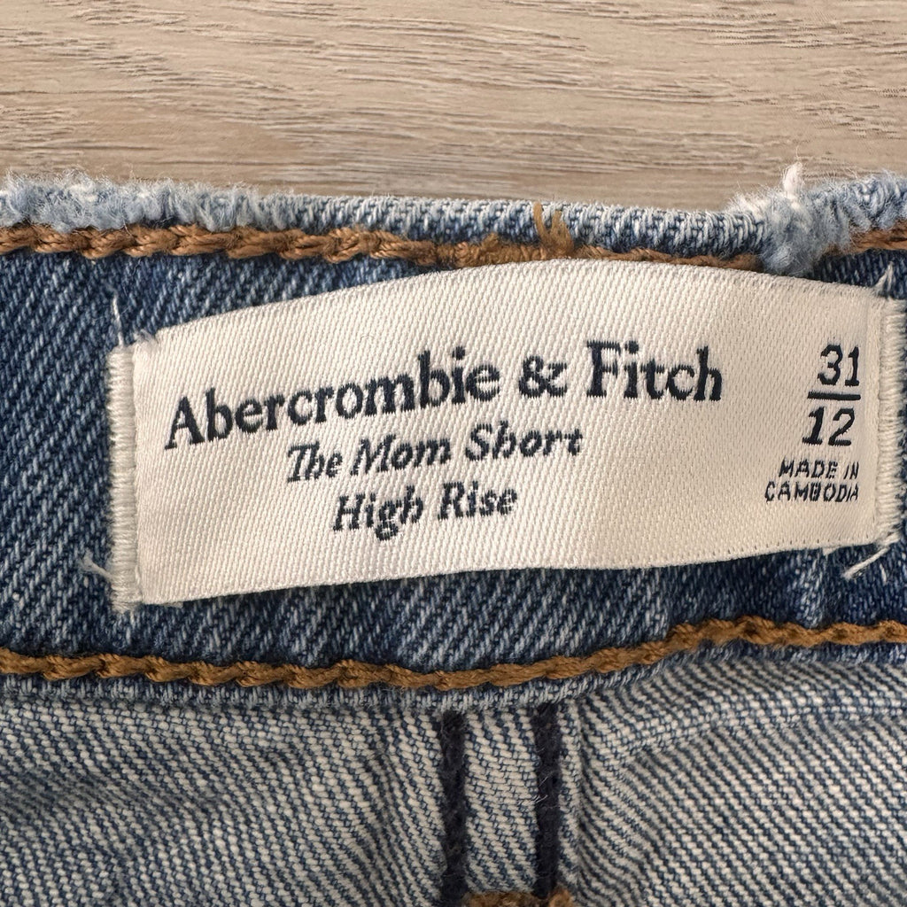 Abercrombie Women’s Mom Shorts High Rise Distressed Denim Cutoff 31/12