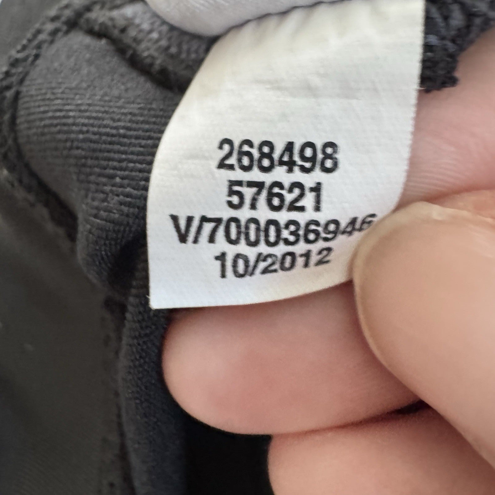 Athleta Women’s Cropped Leggings Small Black Athletic Running Zip Pocket