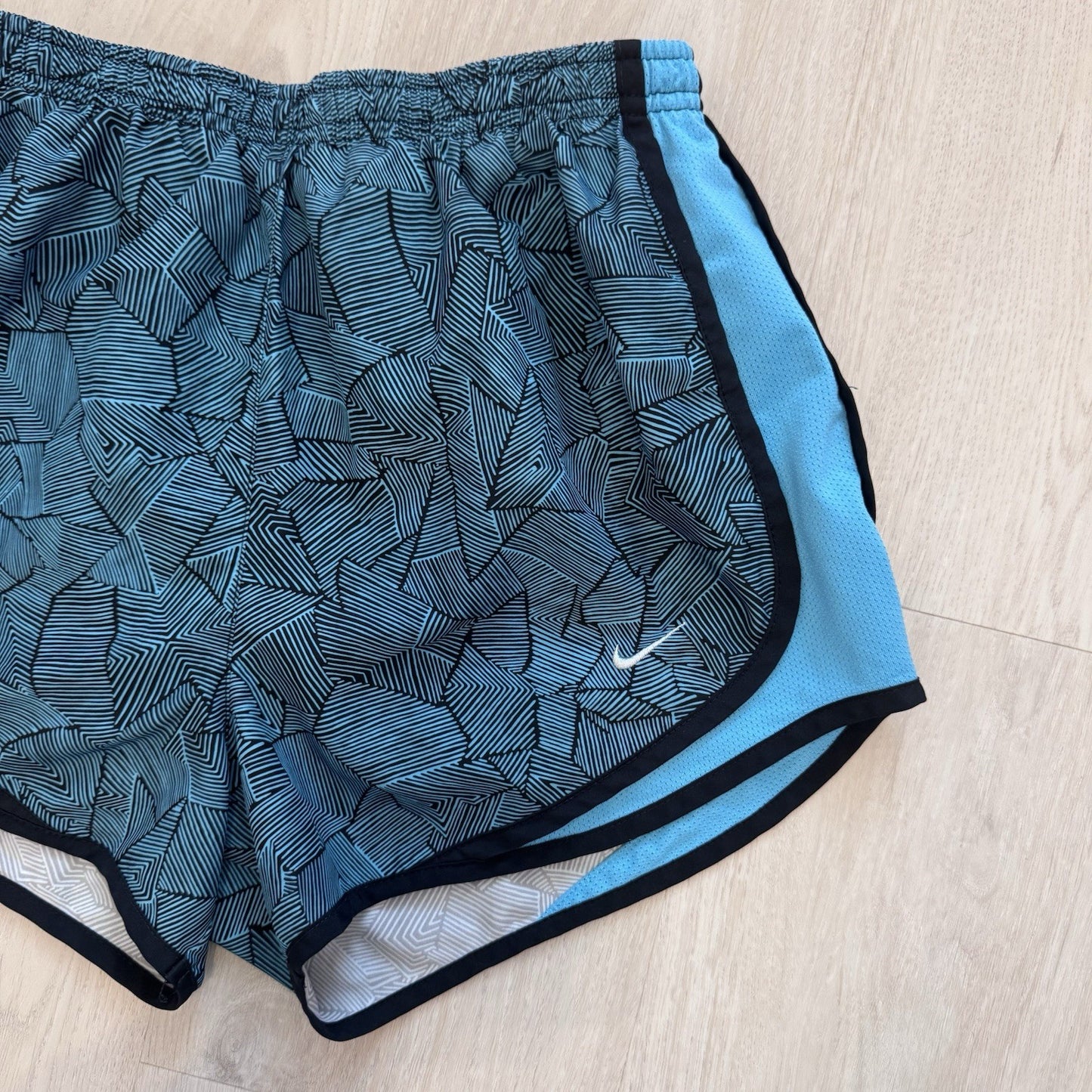 Nike Dri-Fit Womens Running Shorts Small Teal Black Pattern Athletic 