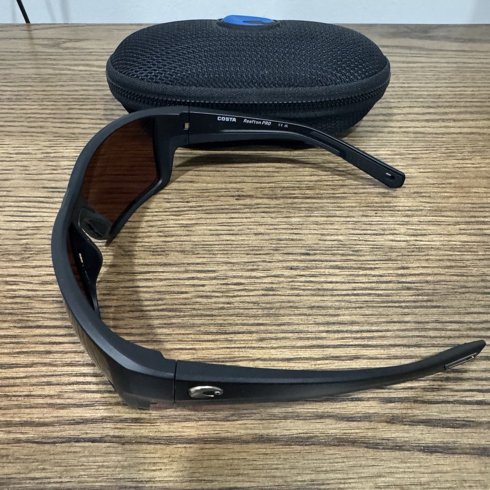 NEW Costa Reefton PRO Polarized Sunglasses Black 580P Brown Lens No Box