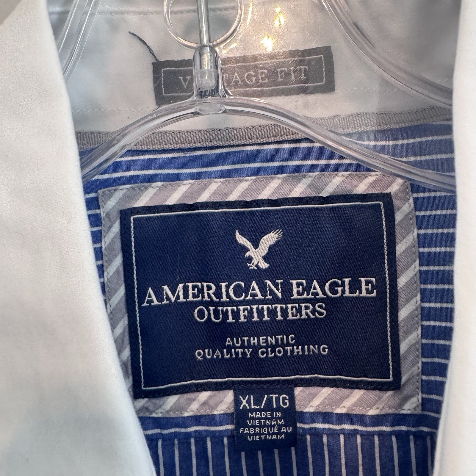 American Eagle XL Blue Stripe Button Up Shirt White Collar Vintage Fit