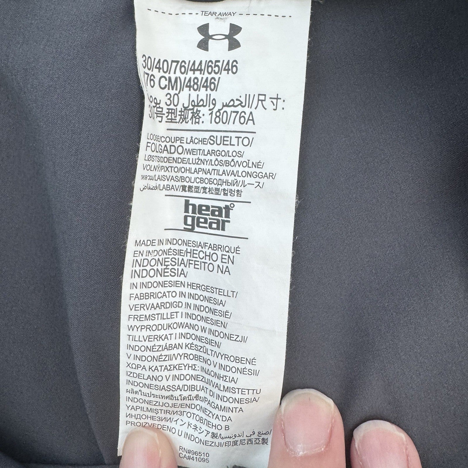Under Armour Men’s HeatGear Shorts Size 30 Black Athletic Loose