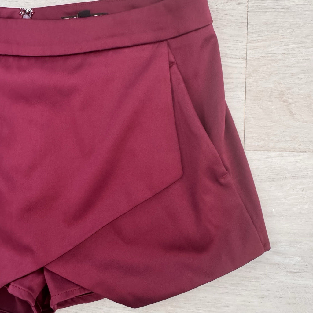 Express Burgundy Wrap Skort Size 2 High Rise Mini Career Chic Women’s