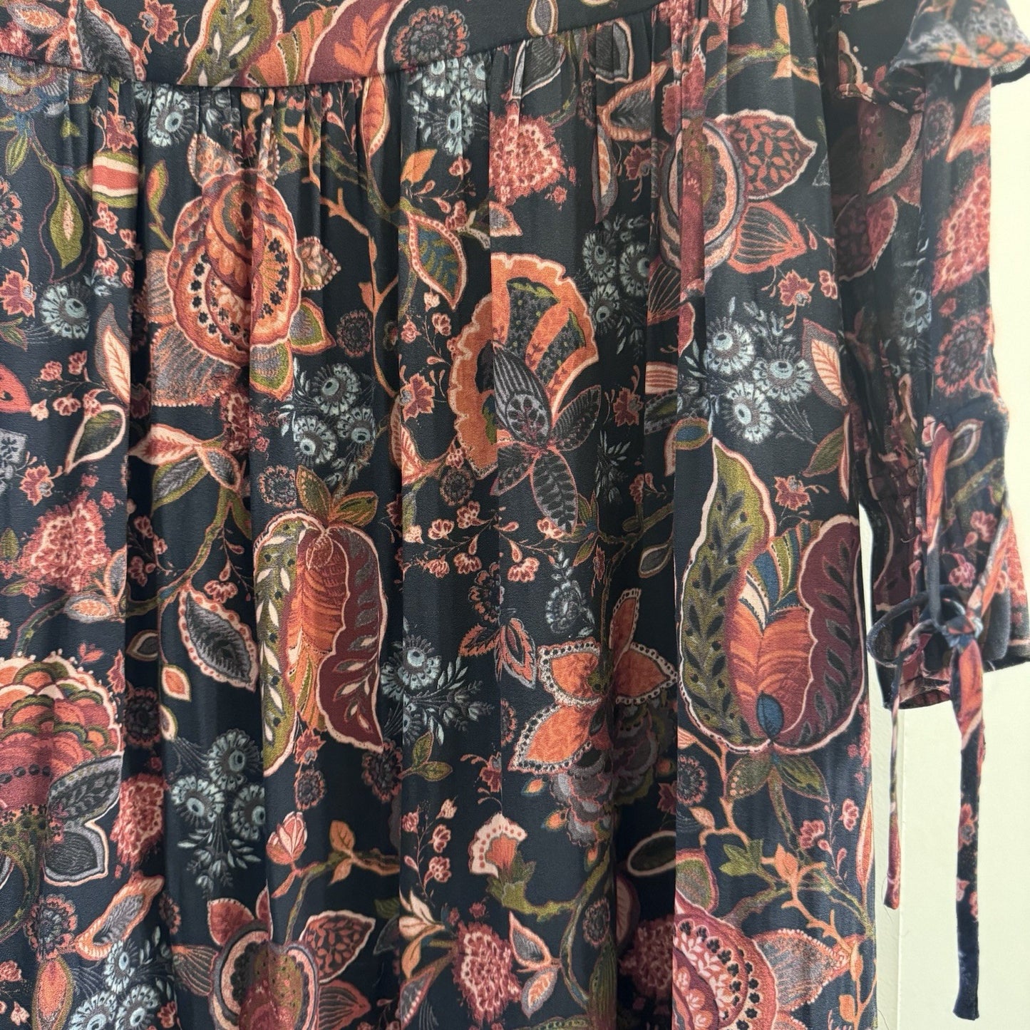 LOFT Floral Ruffle Dress Size 6 Navy Pink Long Sleeve Boho Midi Lined Fall Style