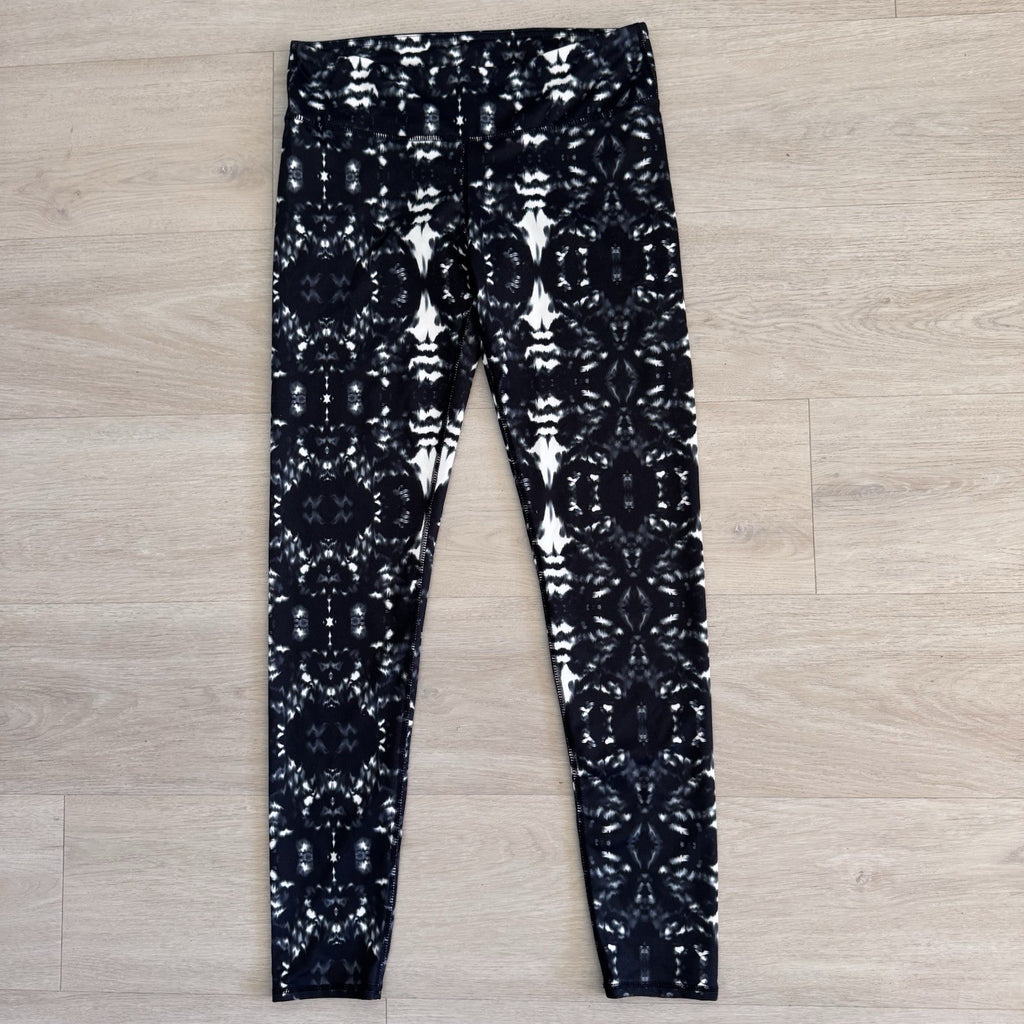 Fabletics High Rise Leggings Small Black White Abstract Print Activewear