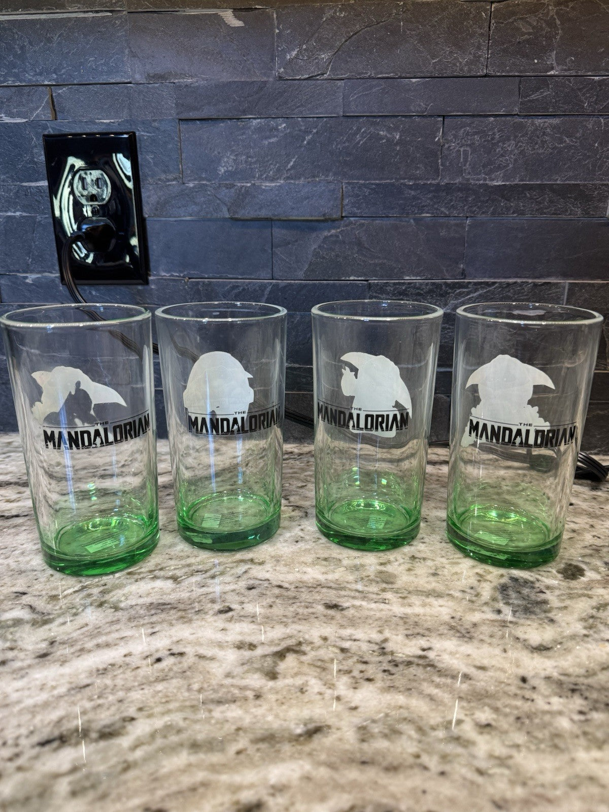 Star Wars The Mandalorian Glassware Set - Set of 4 Glass Cups | The Child
