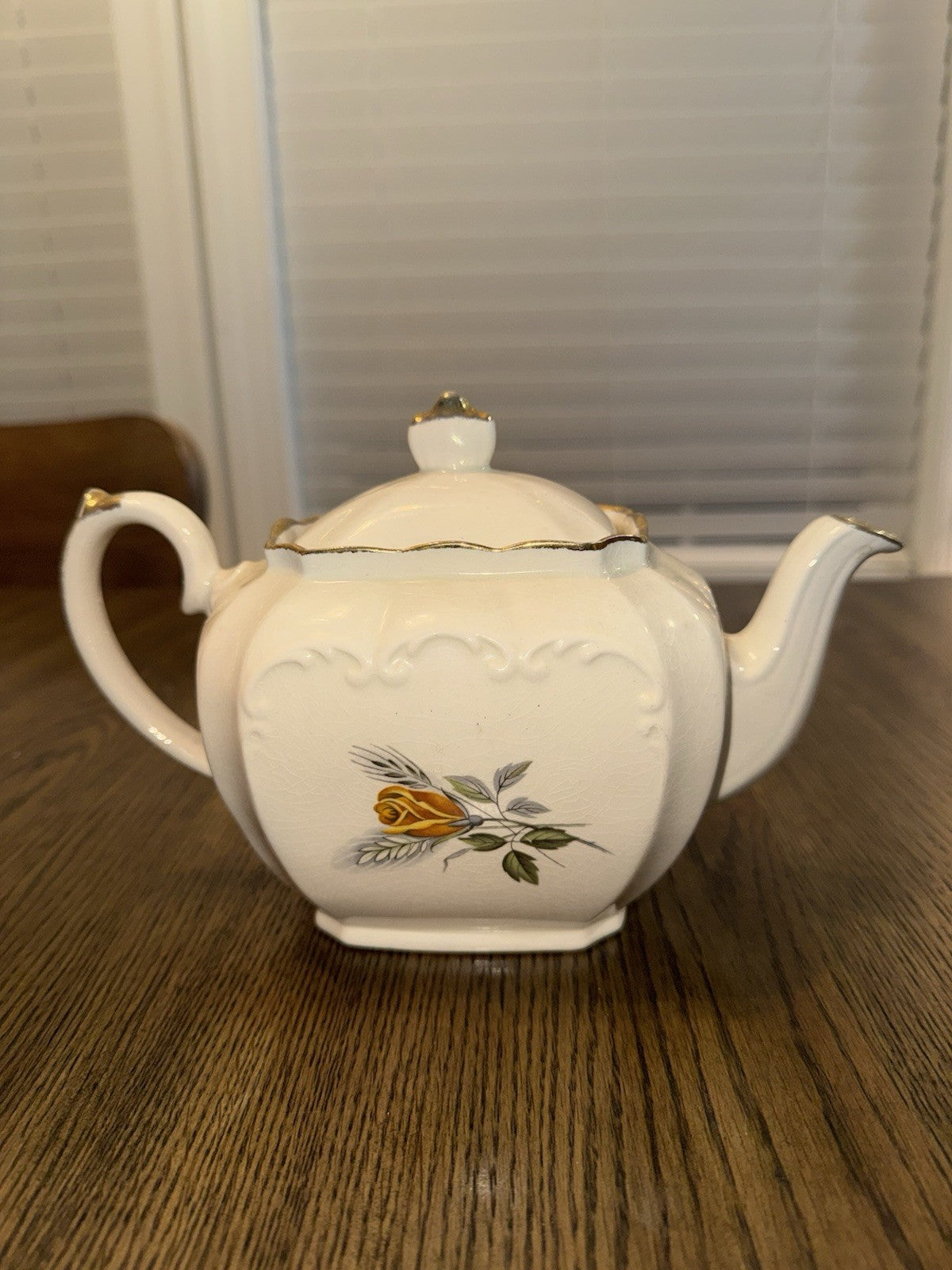 Vintage Sadler Rose Cube Teapot With Lid. England Made- Rare