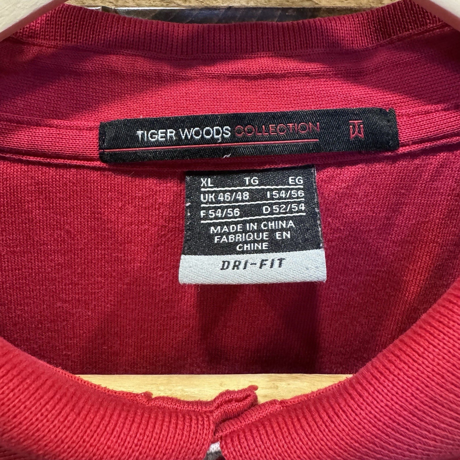 Nike Tiger Woods Collection Polo Shirt XL Red Gray Stripe Dri-Fit Golf Athletic