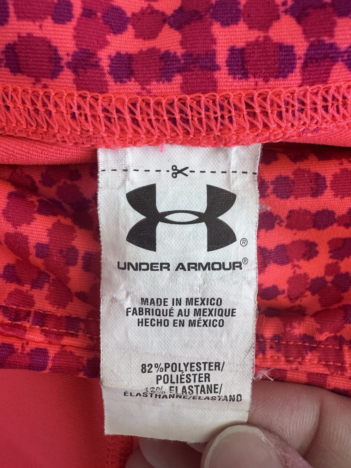 Under Armour HeatGear Capri Leggings SM Pink Leopard Print Fitted Activewear
