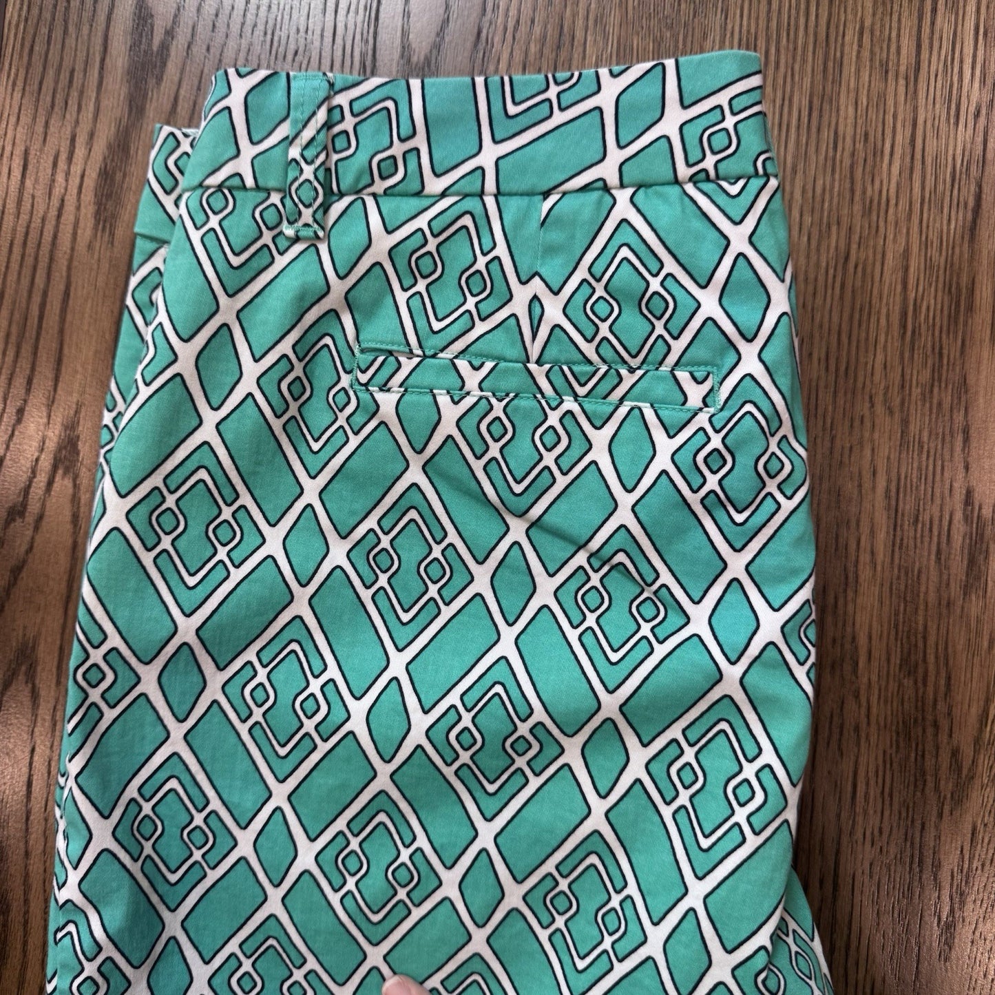 Crown & Ivy Caroline Shorts Size 14 Turquoise White Geometric Print