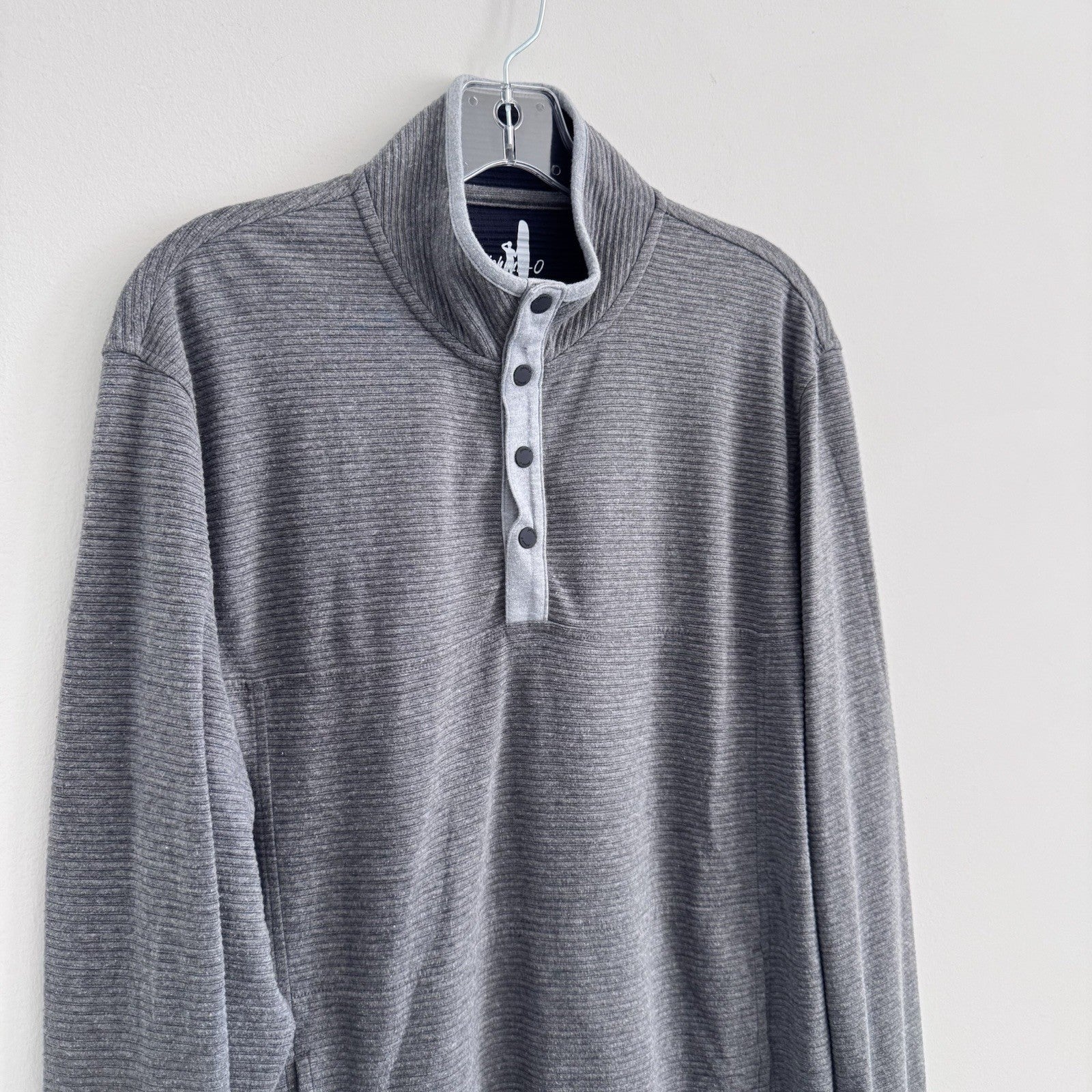 Johnnie-O Mens M Gray Ribbed Henley Pullover Snap Collar Stretch