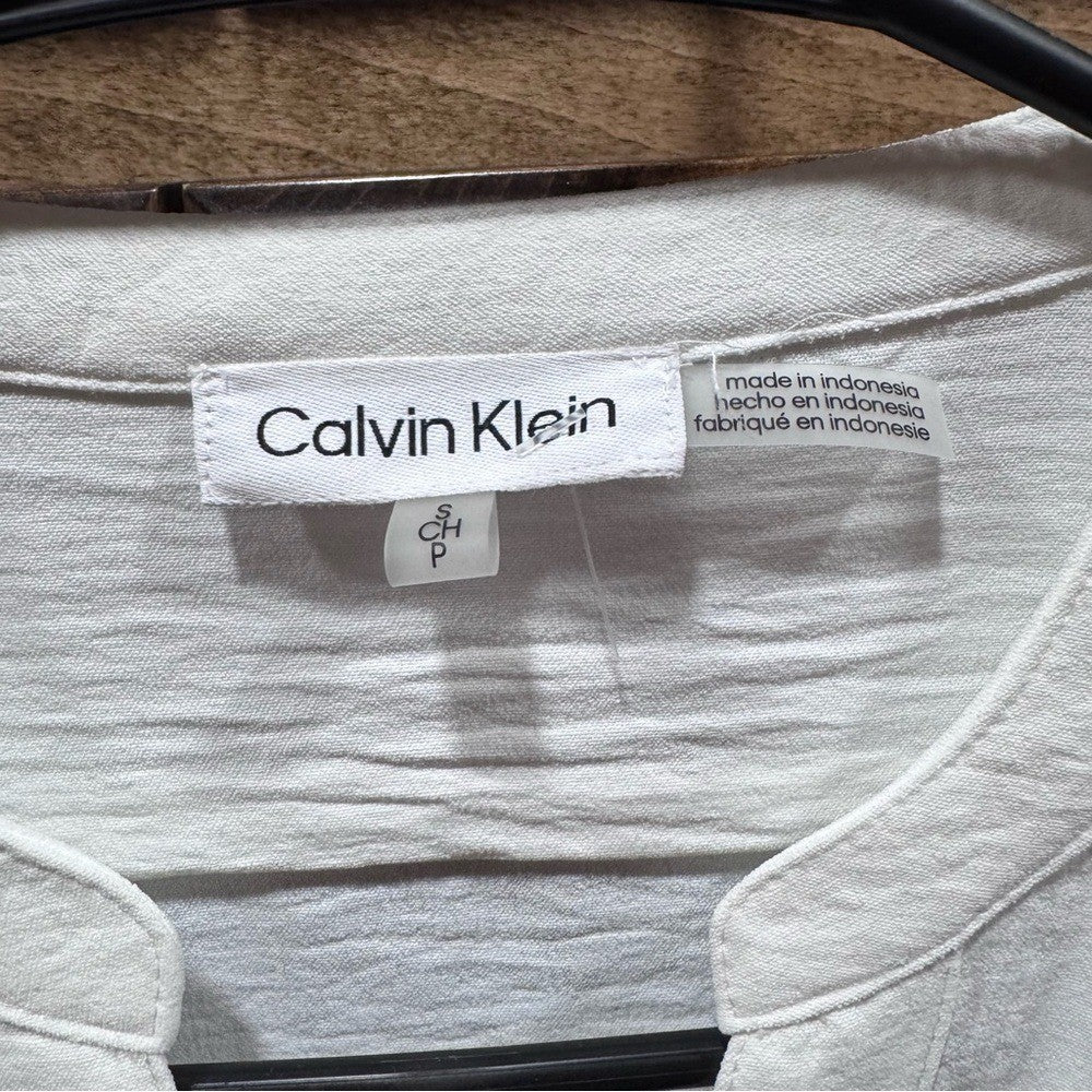 Calvin Klein White Textured Utility Blouse - Size Small
