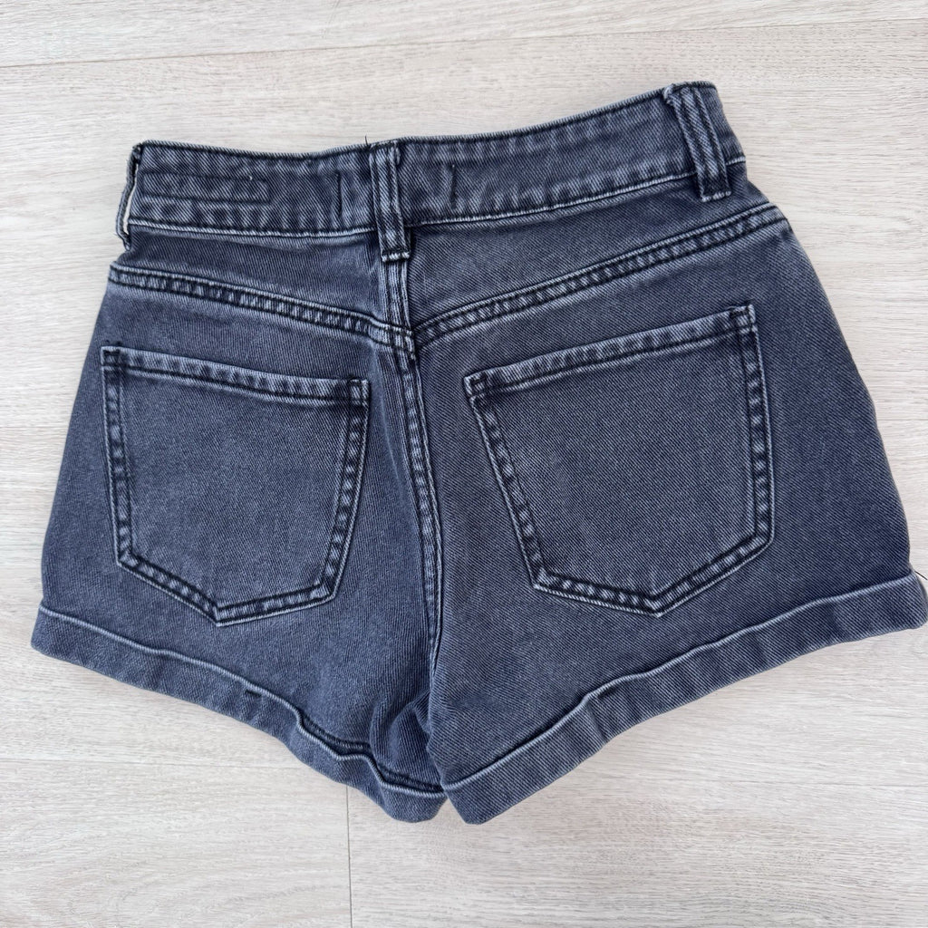PacSun Women’s Mom Shorts 22 Black High Rise Denim Cuffed