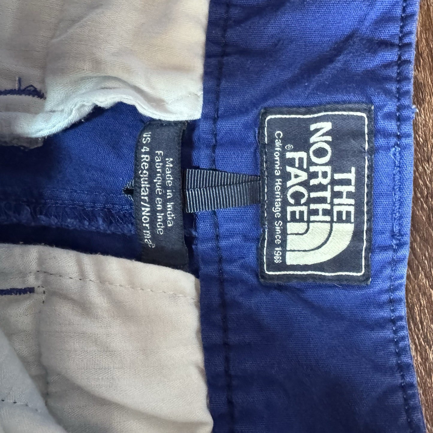 The North Face Women’s Shorts Size 4 | Royal Blue Hiking Outdoor Stretch SP14