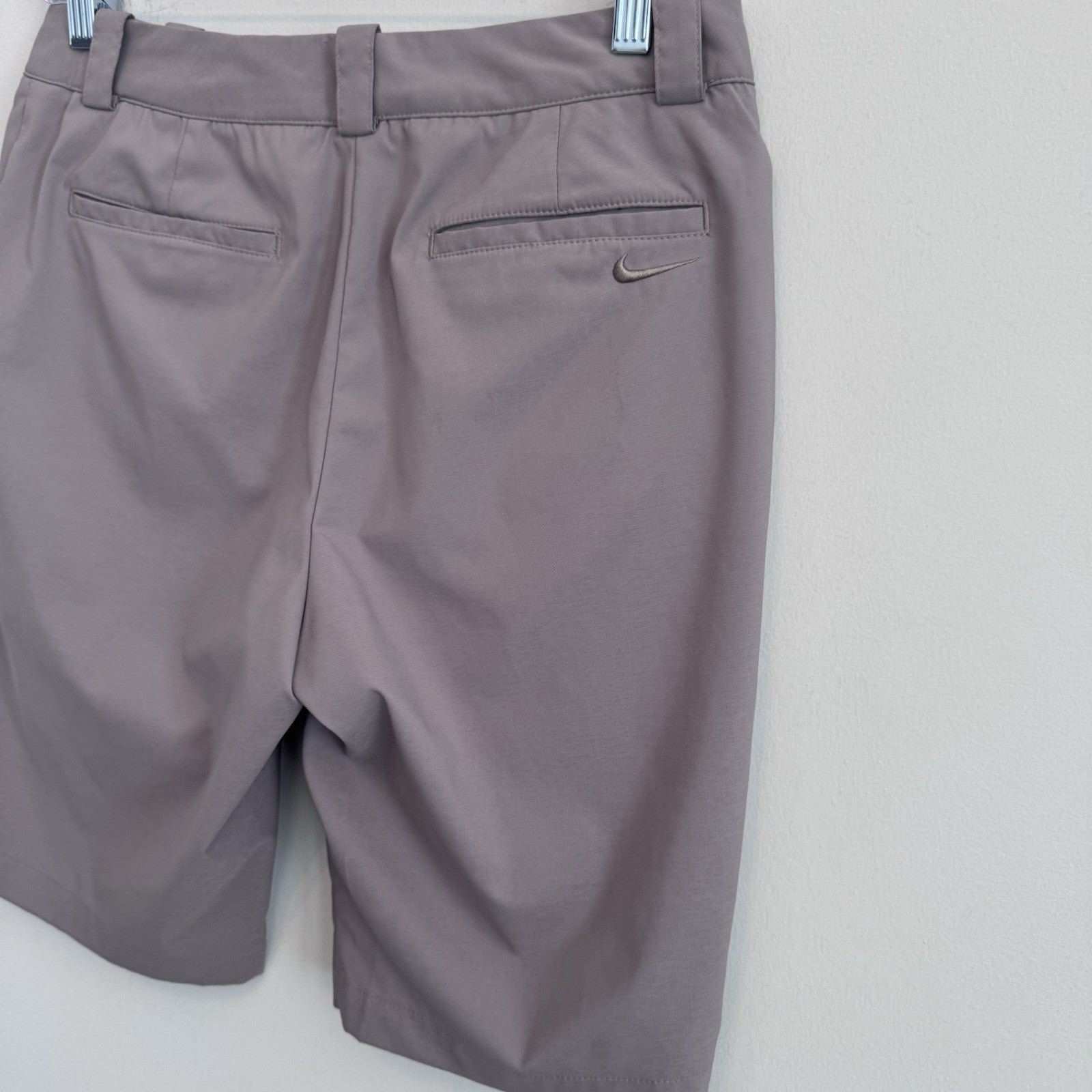 Nike Golf Tour Performance Dri-FIT Women’s Gray Golf Shorts Size 4