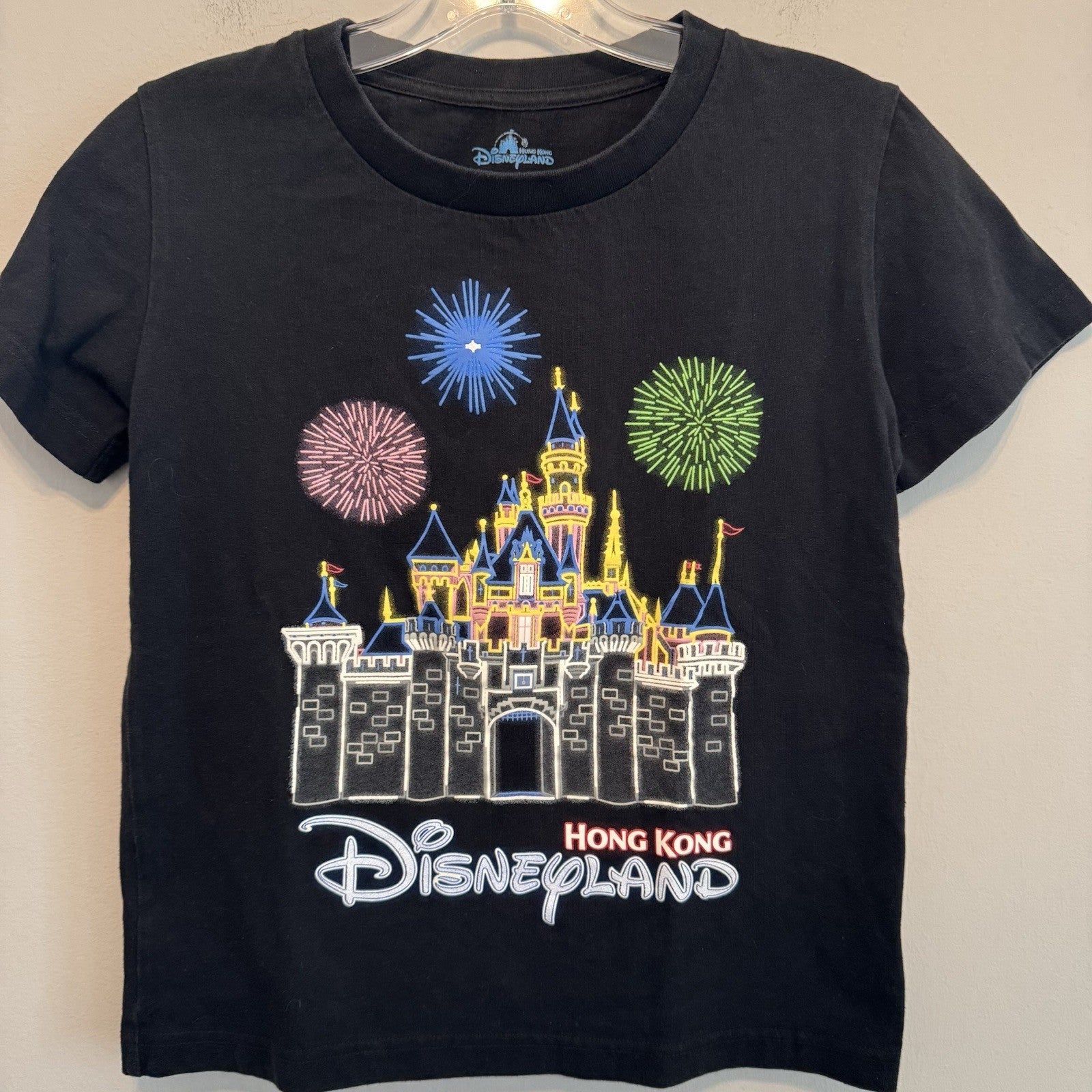 Hong Kong Disneyland Castle Fireworks Kids XS Black Graphic T-Shirt Disney Rare