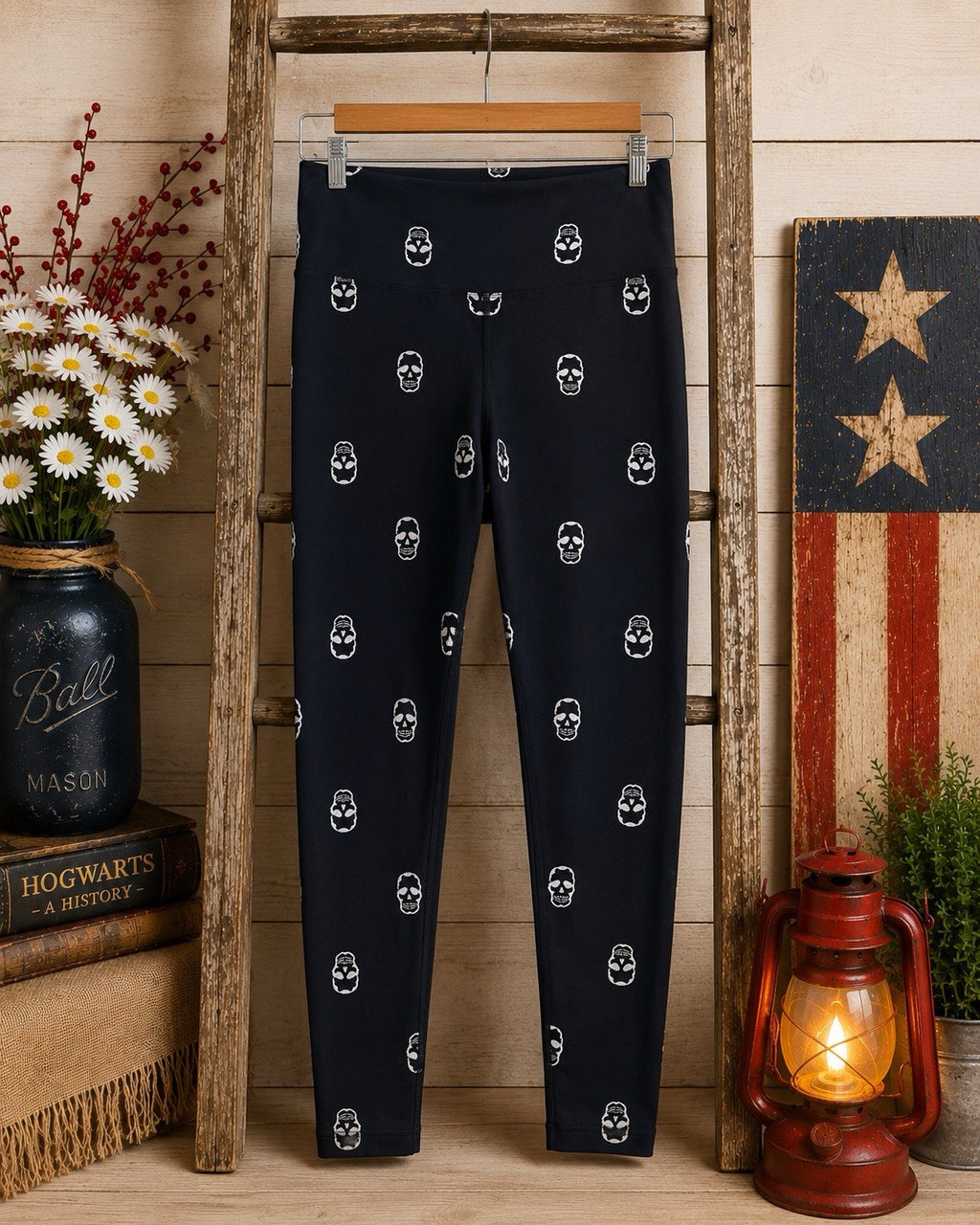 Nanette Lepore Skull Print High Rise Leggings Women’s Medium Black Silver