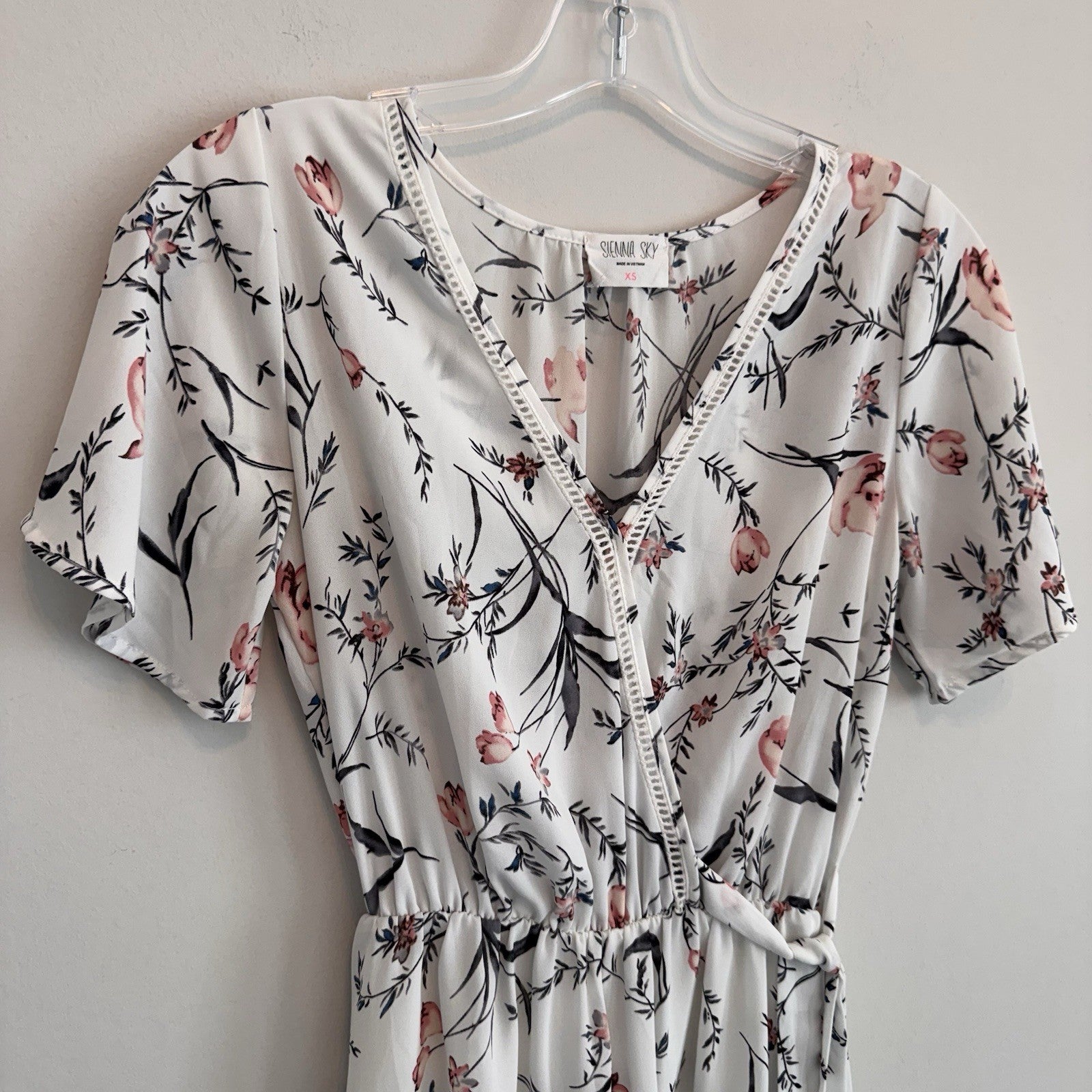 Sienna Sky Floral Wrap Dress XS White Pink Boho Summer Mini Women’s Boutique