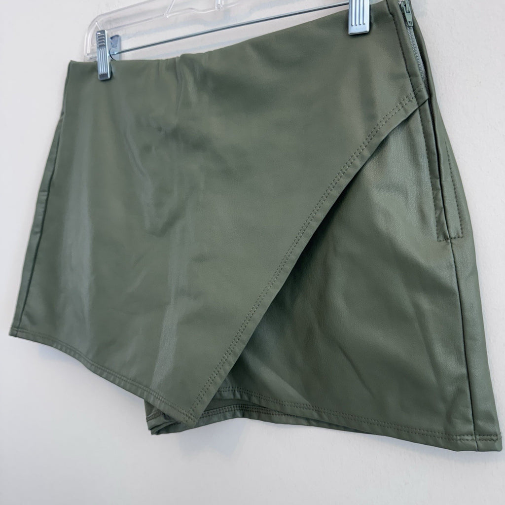 Altar’d State Olive Faux Leather Skort Skirt Shorts M Wrap Mini USA
