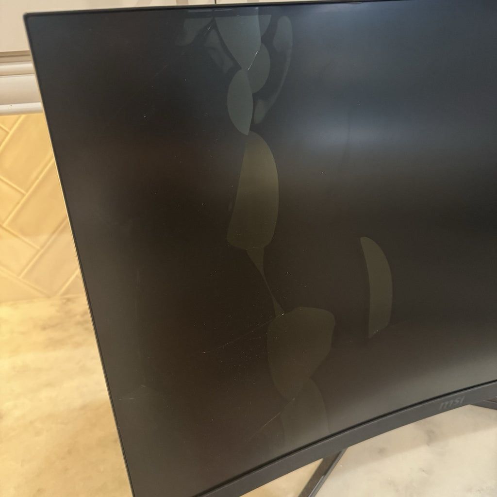MSI G32C4X 31.5” Curved Gaming Monitor 250Hz 1080p Cracked Screen Parts 3DA6