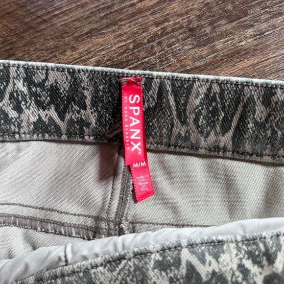 Spandex Jean-ish leggings size M