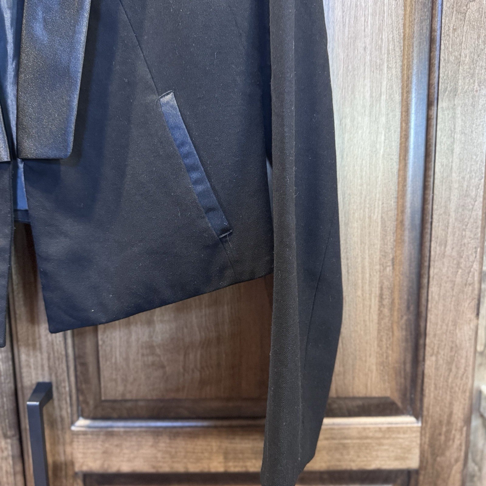 Forever 21 Black Satin Trim Blazer | Tuxedo Style | Size Large | Sleek + Chic