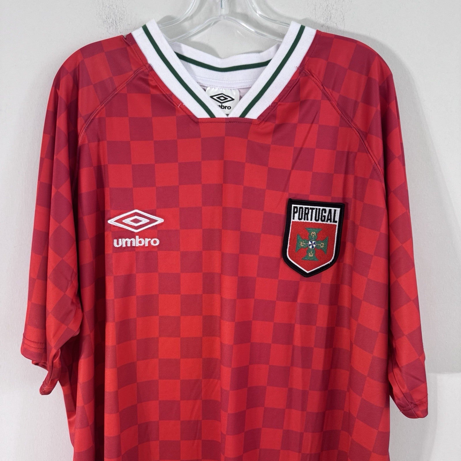 New Umbro Portugal Soccer Jersey Men’s L Red Checkered World Cup 2026 Football
