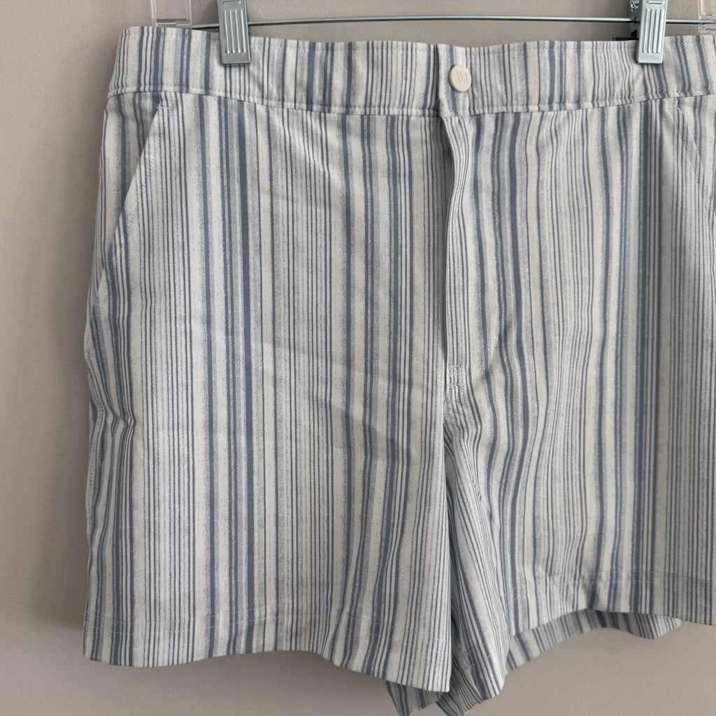 NWT VRST Men's 5” Resort Short, Muted Denim Calm Stripe, Size Small
