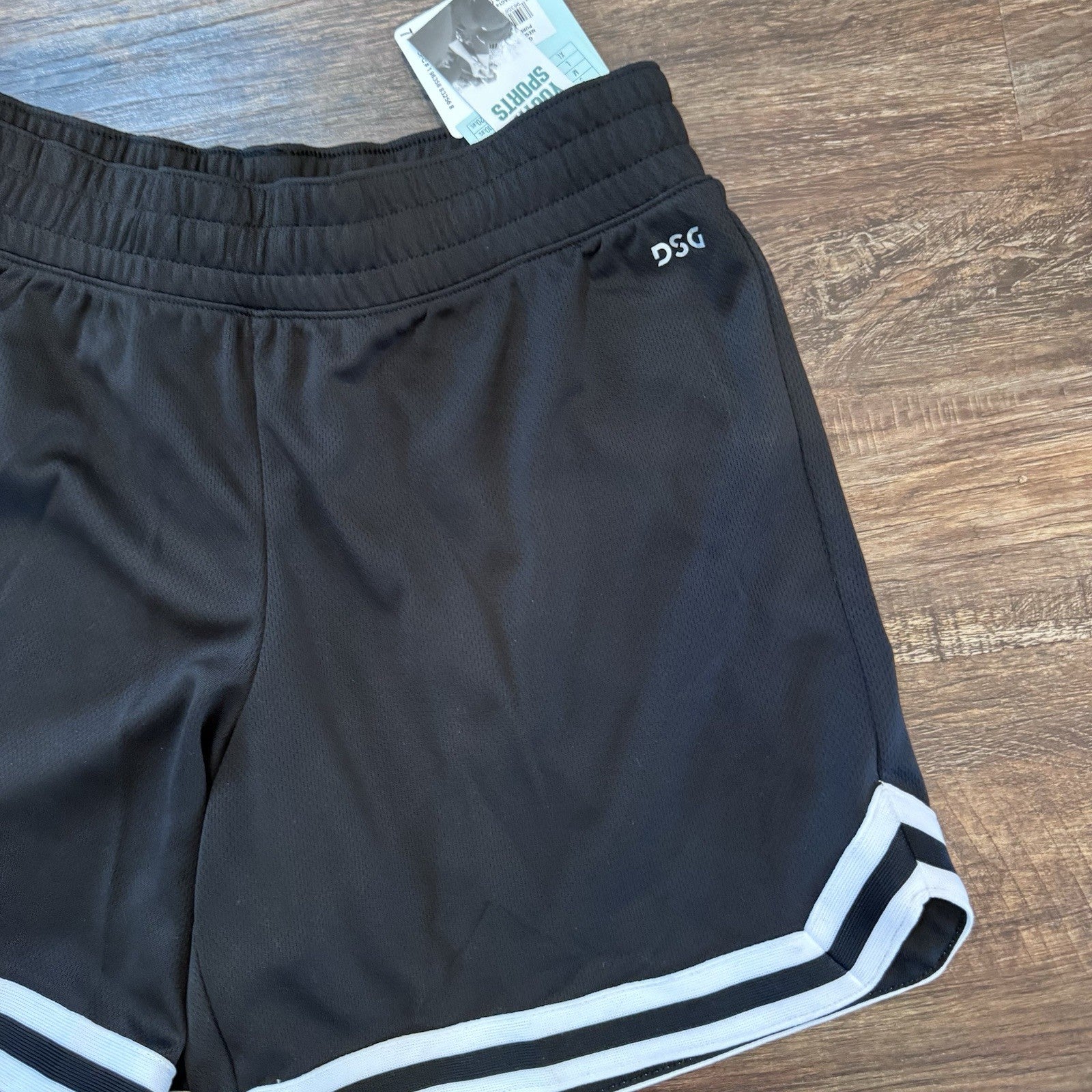 DSG Girls Black Mesh Shorts Size L NWT Mid Rise Athletic Relaxed Fit $20