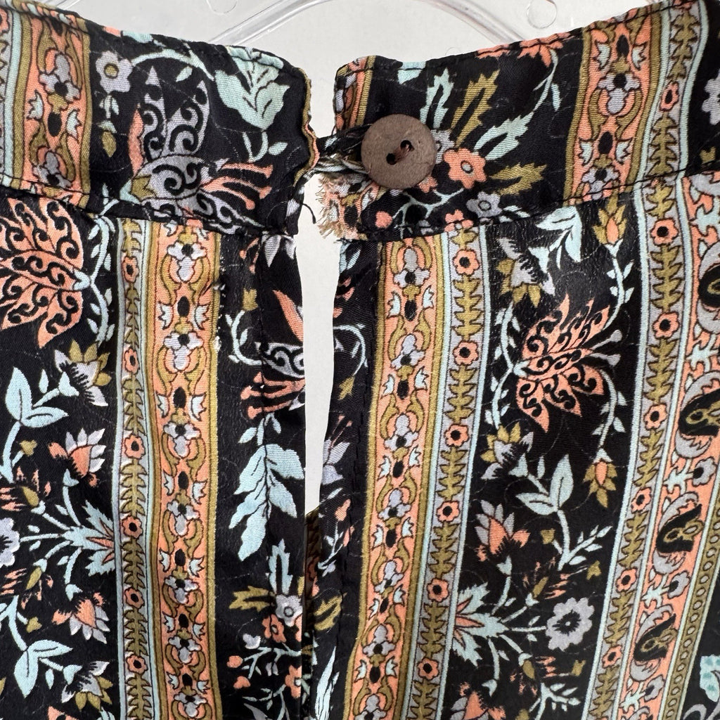 Earthbound Trading Co Boho Floral Bell Sleeve Mini Dress Small Black  Women’s