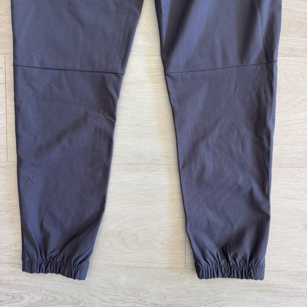 CUTS Mens Jogger Pants Size Small Gray Stretch Athletic Performance