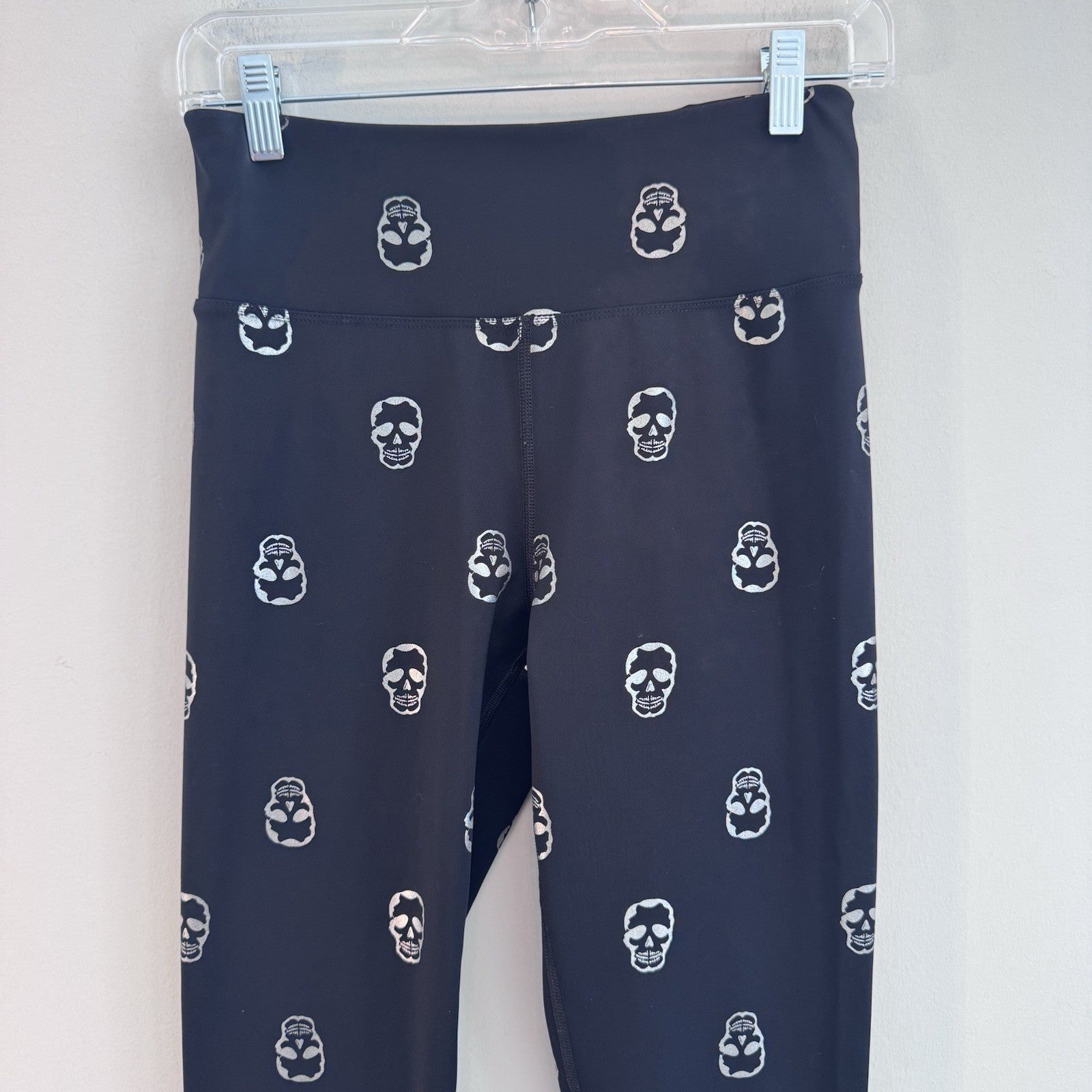 Nanette Lepore Skull Print High Rise Leggings Women’s Medium Black Silver