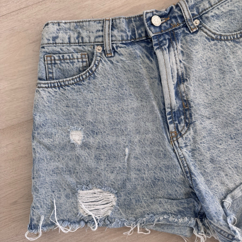 BDG Urban Outfitters Denim Shorts 28 Acid Wash Distressed Raw Hem
