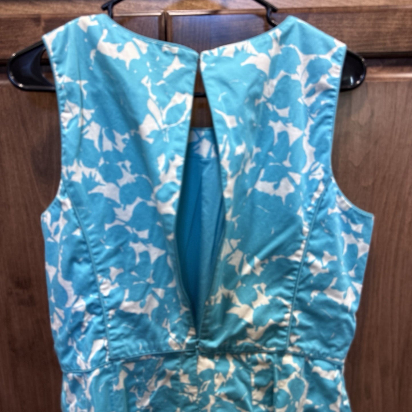 Talbots Womens Size 14 Sleeveless Aqua Blue White Floral Fit and Flare Dress