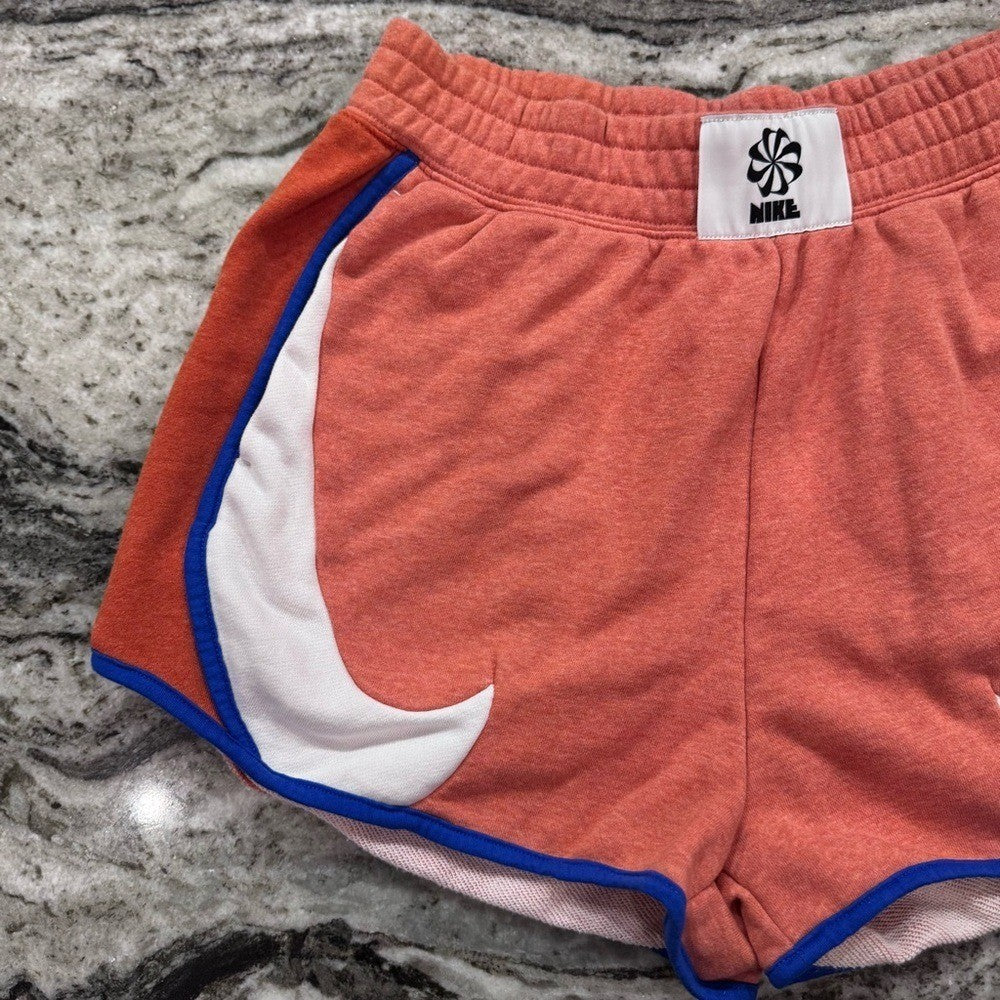 Nike Sportswear Circa 72 Women's High-Rise Fleece Shorts Size small