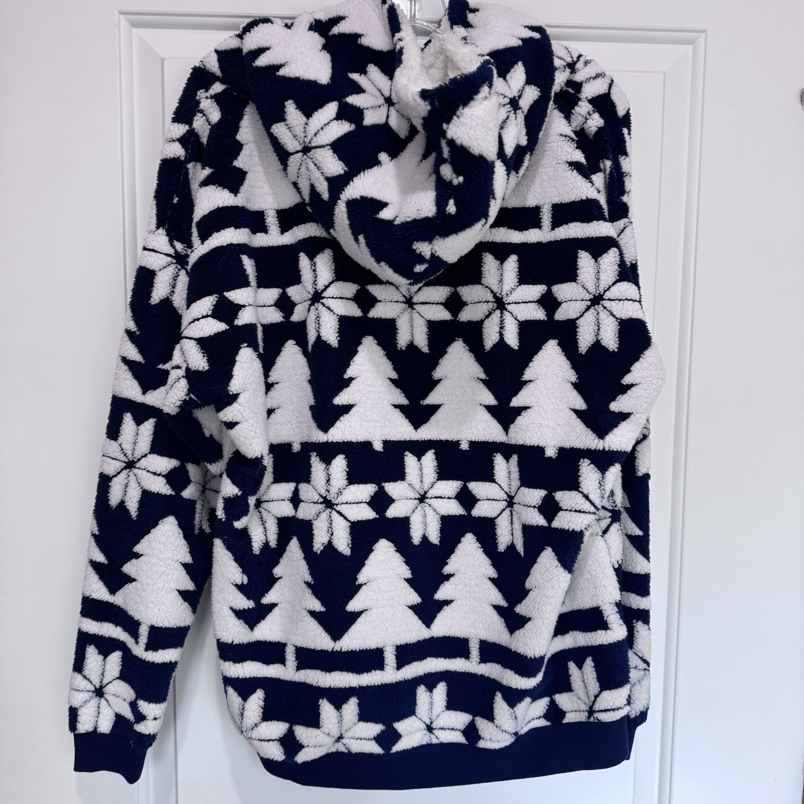 NWT Vera Bradley Jacquard Fleece Hoodie Large Nordic Forest  Sherpa Pullover