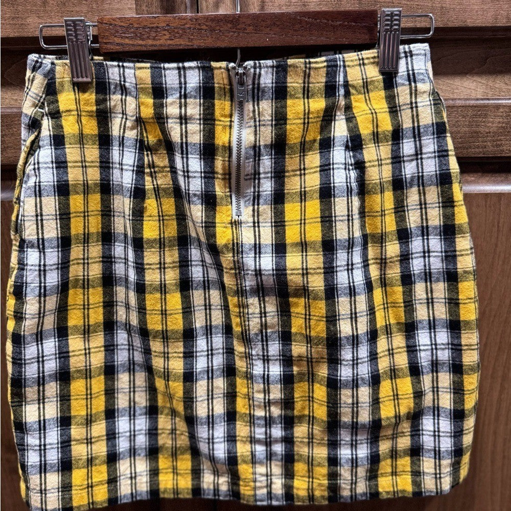 Hollister Yellow Plaid Ultra High-Rise Mini Skirt - Size Small