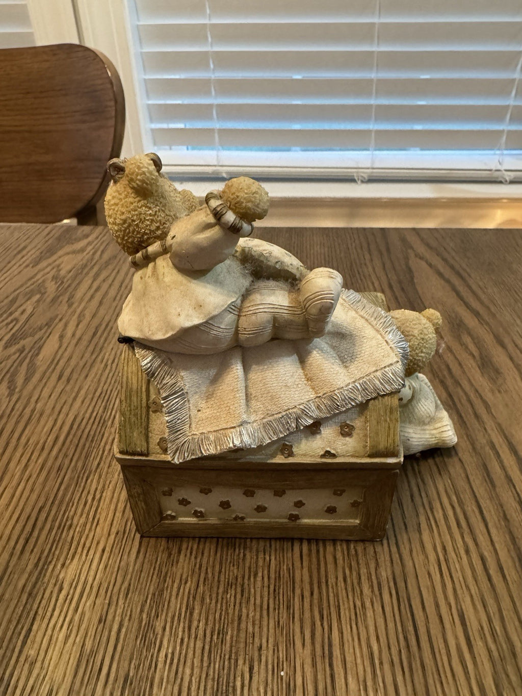 Vintage Bears Banks Collectibles Teddy Bears Hiding In A Trunk Hidden Coin Bank