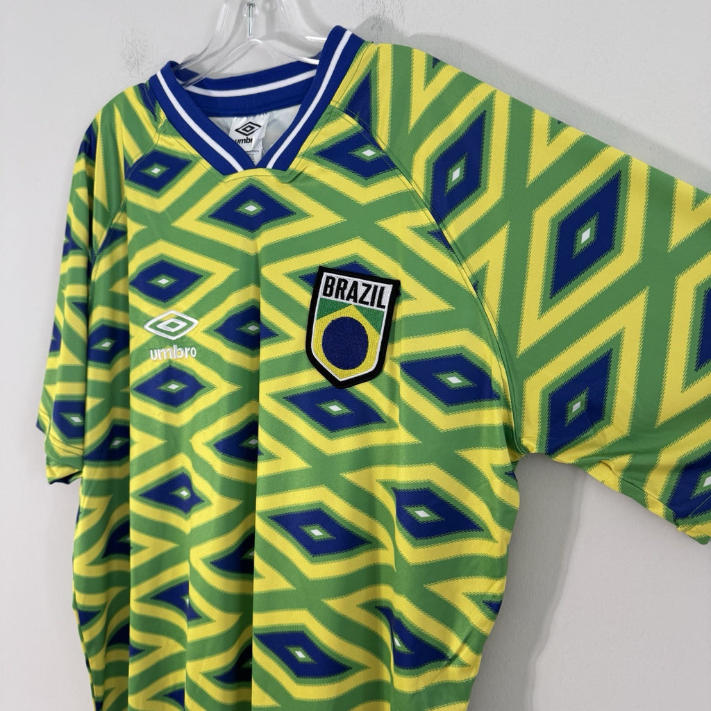 NWT Umbro Brazil Soccer Jersey Men’s M World Cup 2026 Football