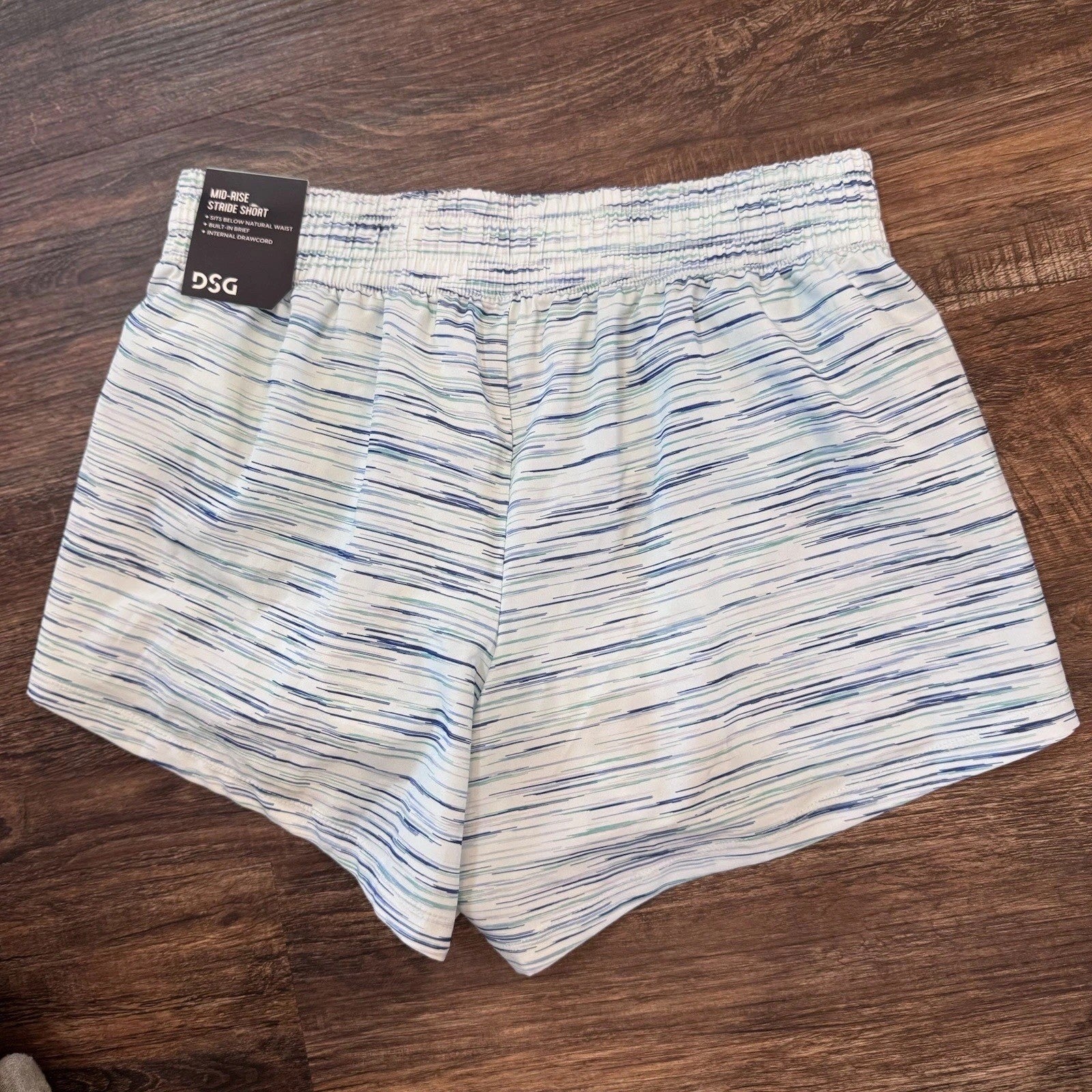 DSG Girls Stride Shorts Cyan Glass Spacedye Size L NWT Athletic Running