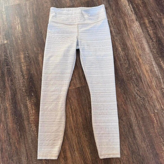 Athleta - High Rise Jacquard Chaturanga 7/8 Tight size SMALL