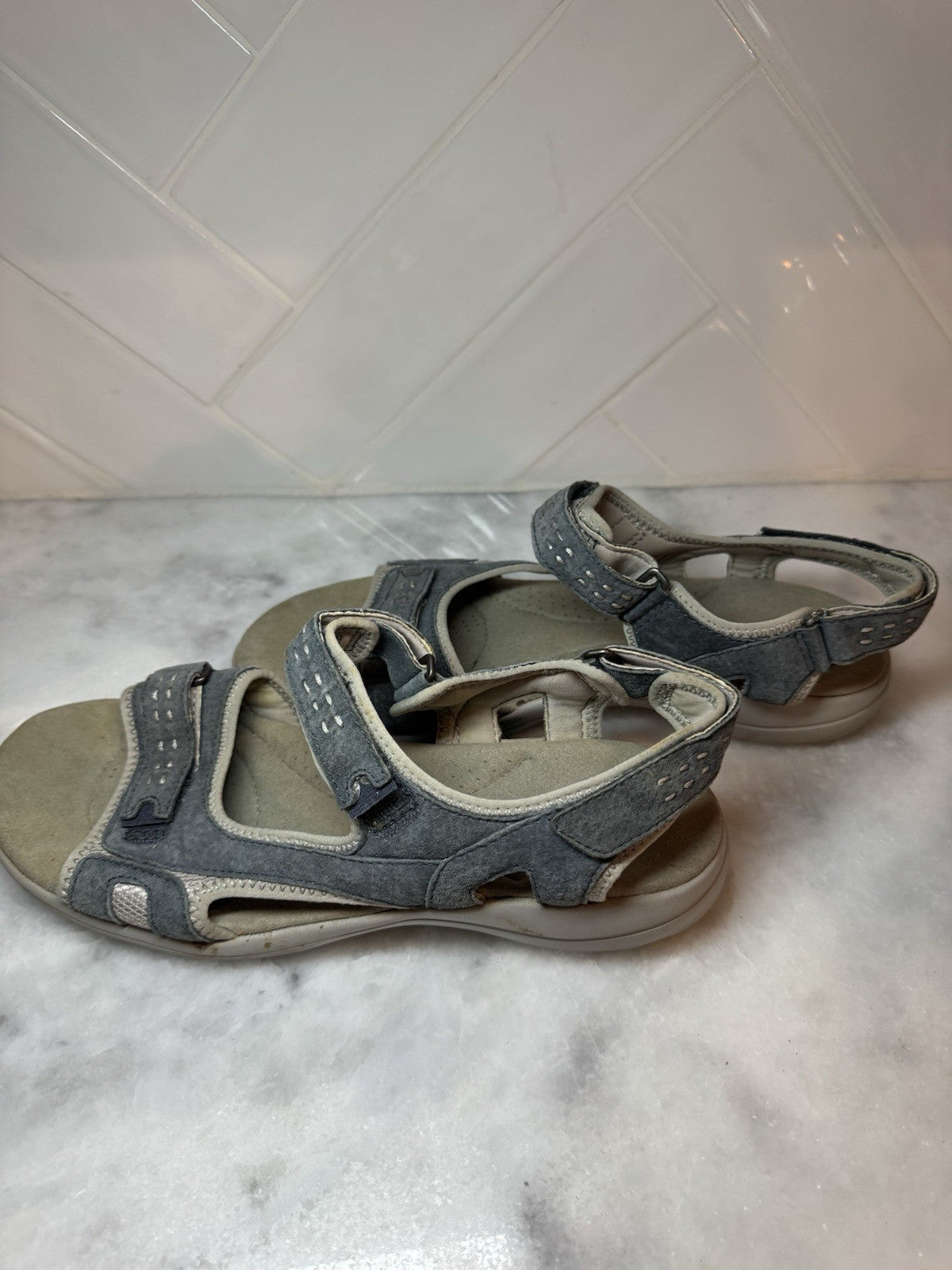 Clarks Morse Tour Denim Blue Suede Adjustable Strap Comfort Sandals Womens S11