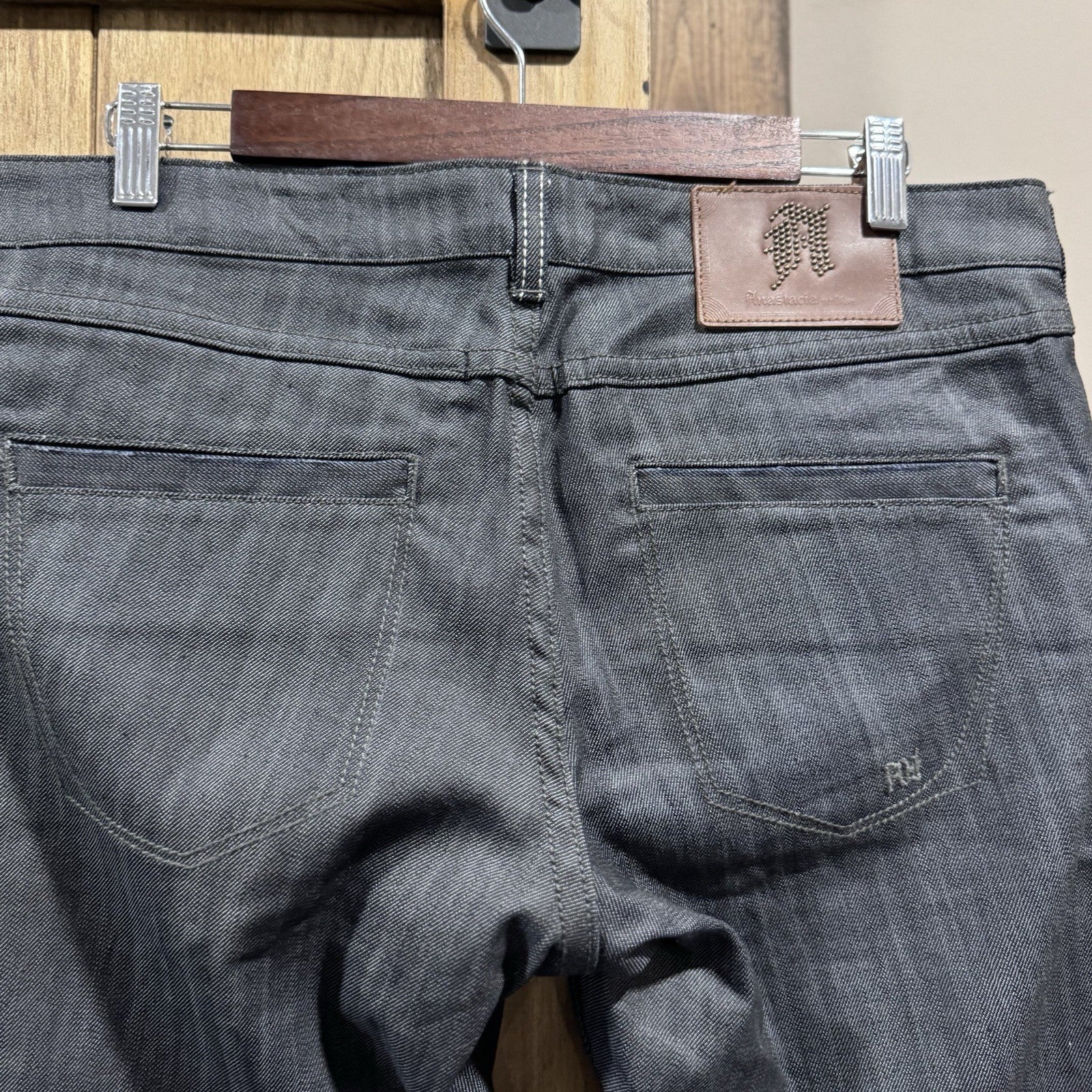 Anastacia by s.Oliver Jeans Size 32 Low Rise Dark Wash Cuffed Denim Pants NWT