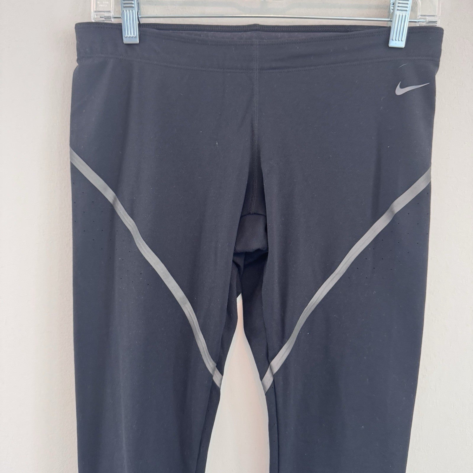 Nike Dri-FIT Crop Leggings Womens M Black Running Capri Reflective